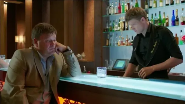 Кадры из сериала Кухня (2012)